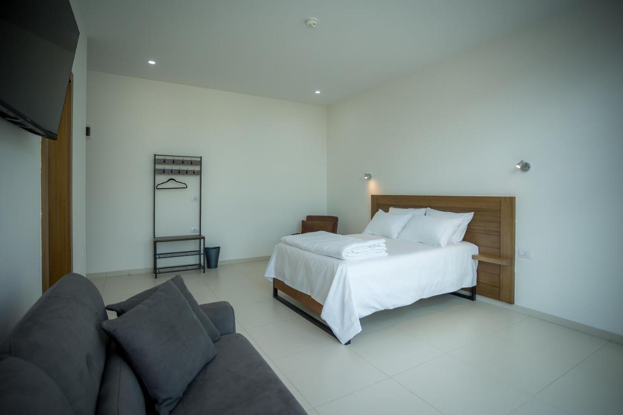 Sky Hotel شكودر المظهر الخارجي الصورة