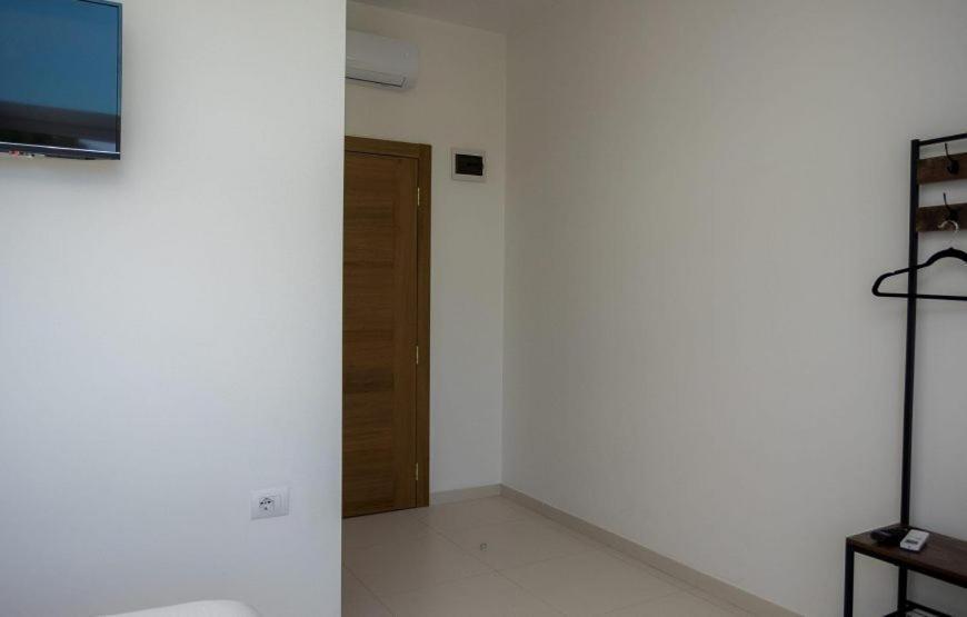 Sky Hotel شكودر المظهر الخارجي الصورة