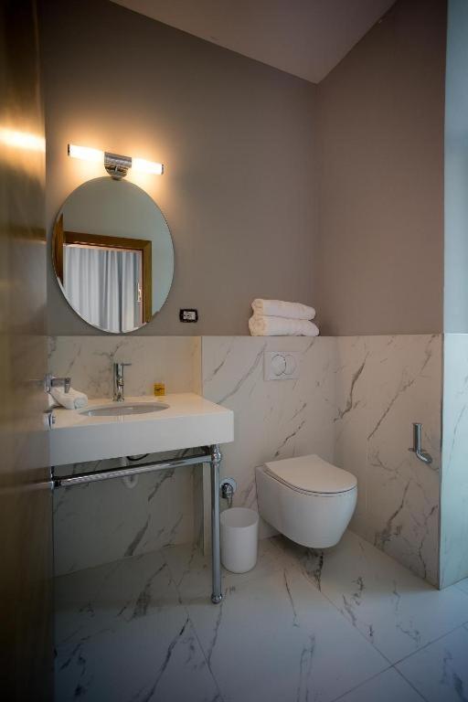 Sky Hotel شكودر المظهر الخارجي الصورة